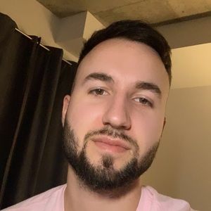 Meet your Posher, Etienne